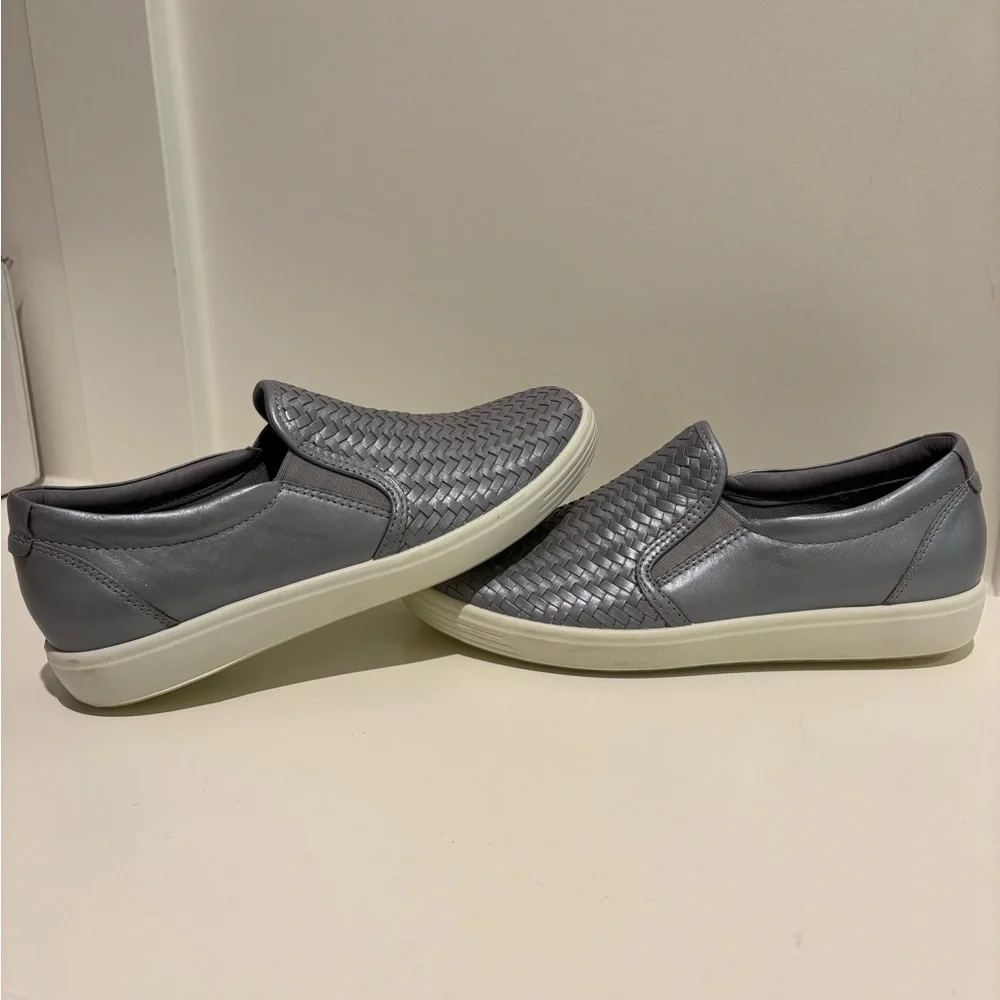 Womens Ecco SOFT 7 slip on blue metallic size 39 - Picture 2 of 6